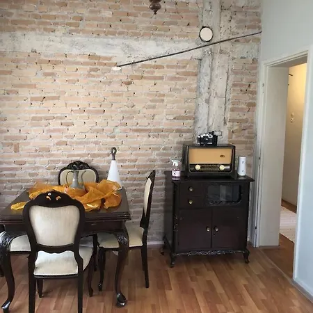 Apartamento Tarihi Kaleici Denize Yakin Size Oezel Muhtesem Konum Uygun Fiyat Ev *