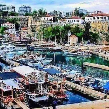 Apartamento Tarihi Kaleici Denize Yakin Size Oezel Muhtesem Konum Uygun Fiyat Ev Antália